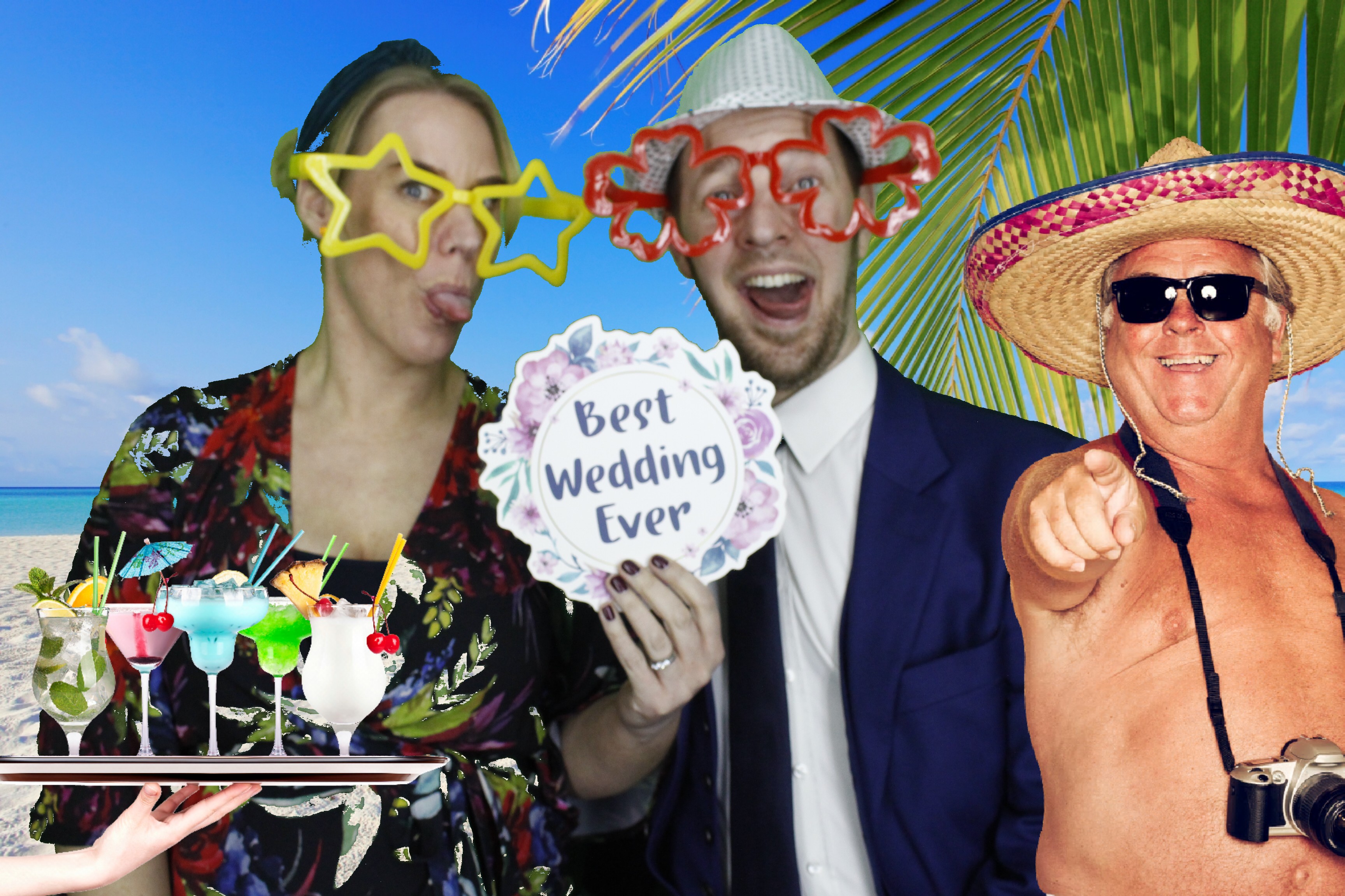 Mr & Mrs Mills | View more photos from the event at gallery.myphotoboothexperience.co.uk/u/MyPhotoBoothExperienceLtd/Mr-Mrs-Mills
